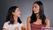 Nonton Film Bokep Bestfriends Jane and Emily shows some oral experiment terbaik