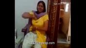 Nonton Video Bokep Indian Teacher Showing Boobs To student 3gp online