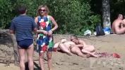 Bokep Full Esposa chupando marido na praia 2