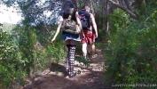 Video Bokep Terbaru Jorge of the Jungle fucking a skinny brunette in the woods